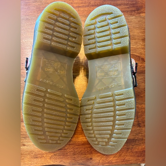 Dr. Martens 8065 Wanderlust Double strap Floral Mary Janes - Picture 6 of 16